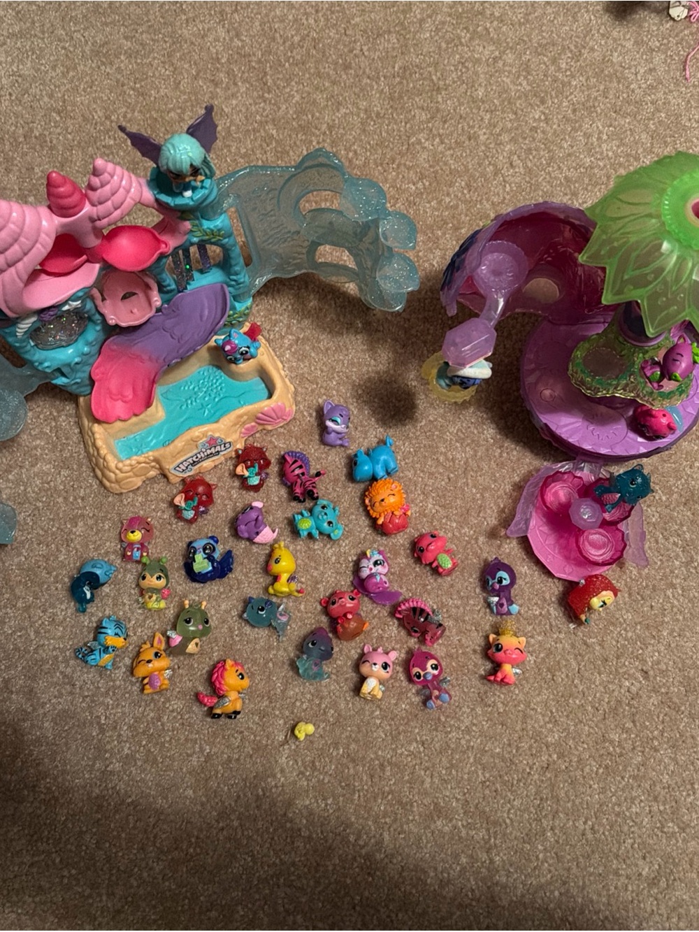 Lot Of 36 Hatchimals, Colleggtibles Mermaid Coral Castle, Crystal Canyon Secret